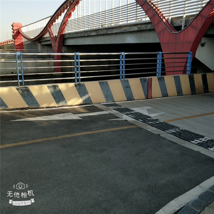 WuTa_2018-10-26_16-17-40.jpg WuTa_2018-10-26_16-17-40.jpg